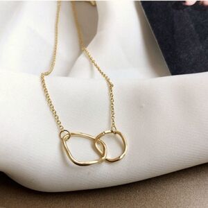 Gold irregular link necklace